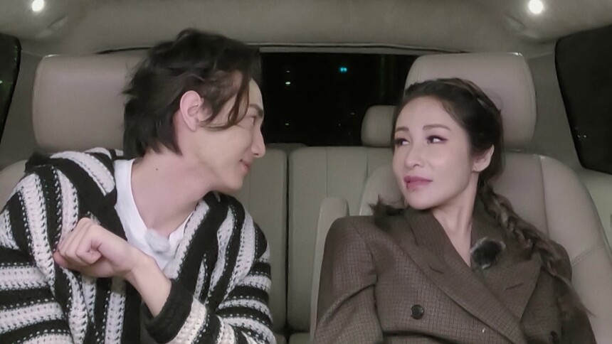 女儿们的恋爱第三季 秘密版第29期：黄皓为套话萧亚轩车内狂撒娇