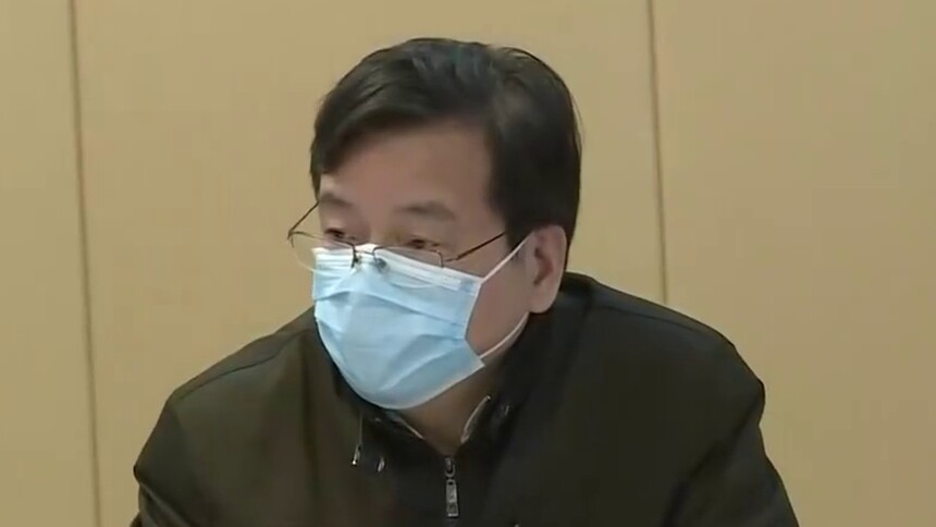 受省委省政府委托 张健看望慰问湖南支援黄冈医护人员