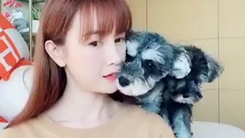 张檬公布恋情后，圈内无人送祝福，昔日好友李沁杨幂早成一线