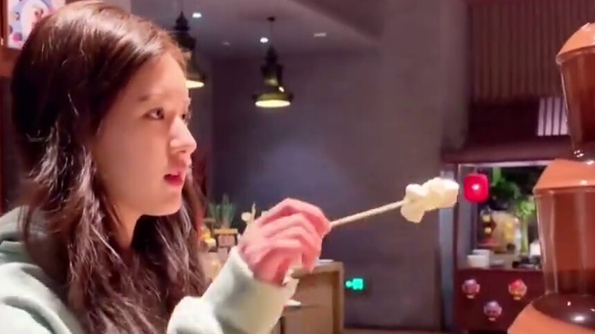 【赵露思】赵姐的日常｜“罪恶”的一天