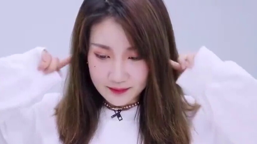 乃万娃娃音唱主题曲变奶万了，你可是哈人啊能不能酷一点！