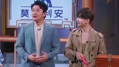 巧手神探第2期加速版：肖央给R1SE周震南起“土味英文名” Baby表情失控一秒破功
