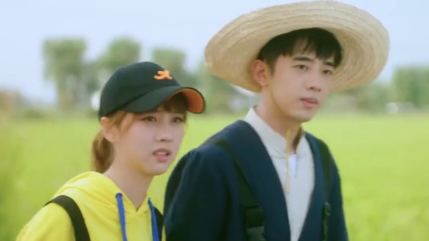 在坟前摆满火锅？韩彻真是别出心裁！