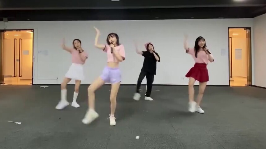 创造营2020版 谢安然nene郑乃馨等《我要变好看》练习室