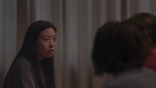 碧莉得知奶奶身患绝症 情绪崩溃