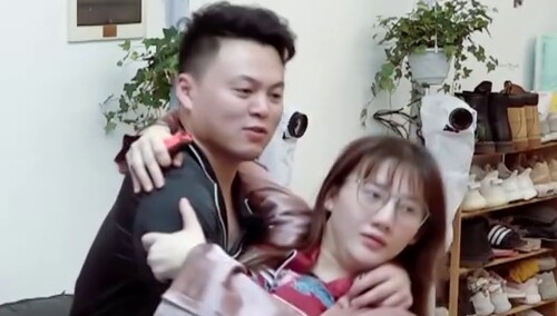新生甜蜜回顾：戏精夫妇欢乐多 马剑越张杰随时随地活力满满！