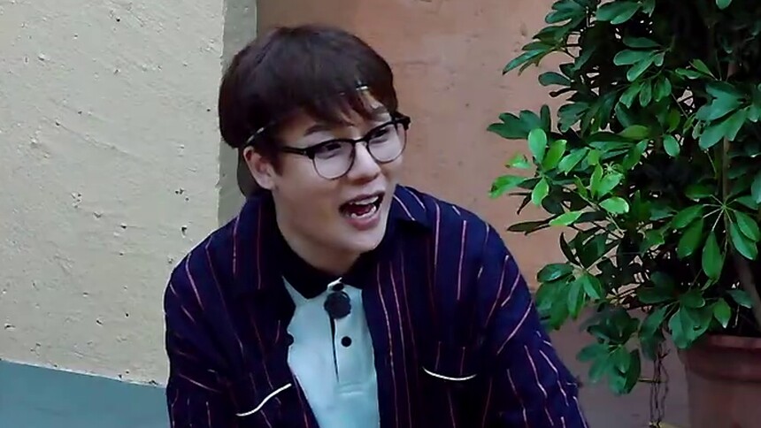 心疼刘维没童年， 大家在聊最爱的少儿主持，他却唱曲苑杂坛！