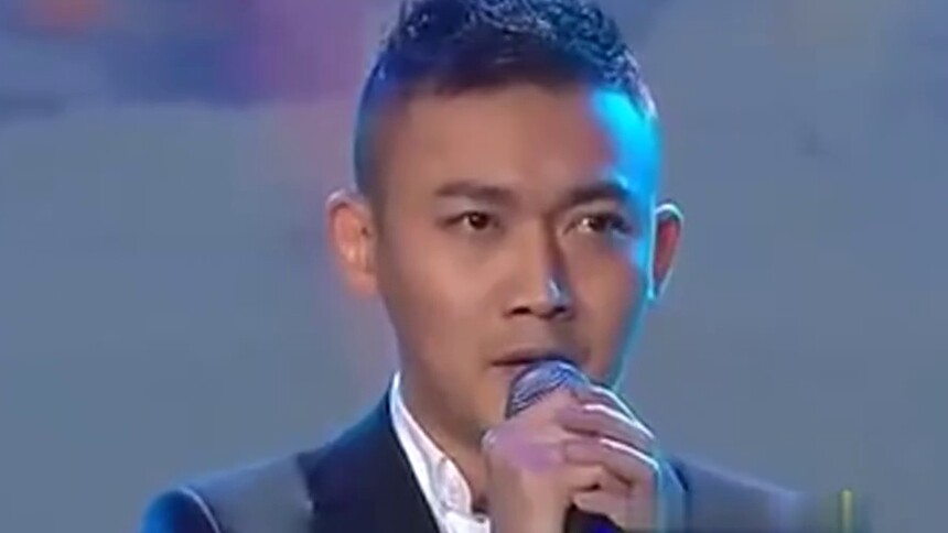 哥哥们的高光时刻：聂远演绎《故乡的云》 原来他唱歌这么好听