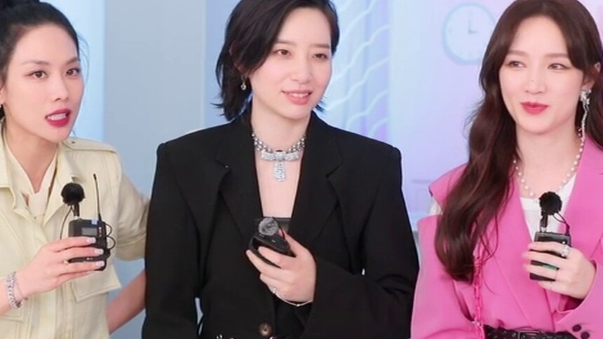 《甜蜜的任务》6月29日看点：姐妹互怼欢乐多！李斯丹妮控诉被孟佳王霏霏“欺负”