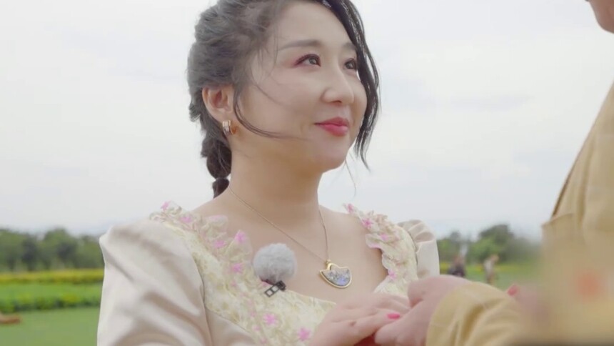 围观傅首尔老刘中世纪婚礼小剧场，岳岳张皓宸变助演！
