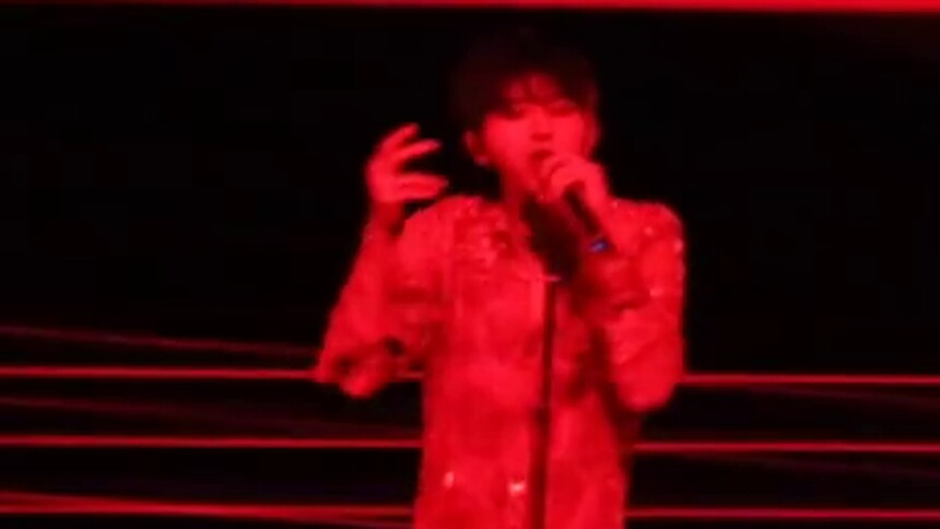 蔡徐坤芒果夜《情人》饭拍