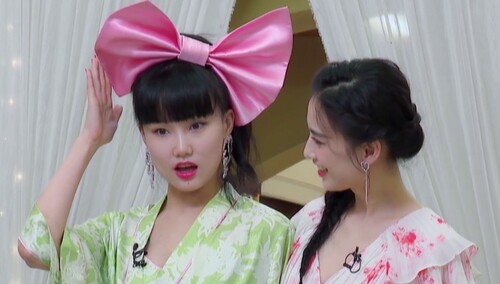 黄龄“笑果”拉满全场，李斯丹妮的点评真相了
