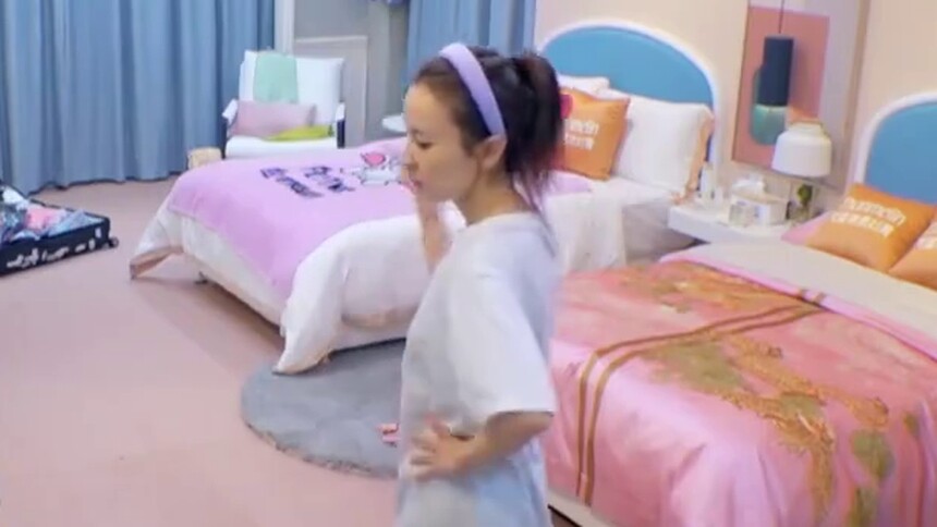 吴昕加练队形超刻苦，张雨绮大赞吴昕努力