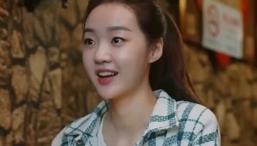 《亲爱的自己》历史总是惊人的相似，前有林有有，后有魏亚云