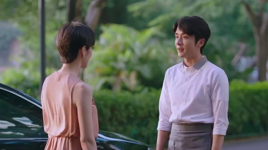 贺子秋贺梅和好 看到化妆镜那一刻笑的真幸福