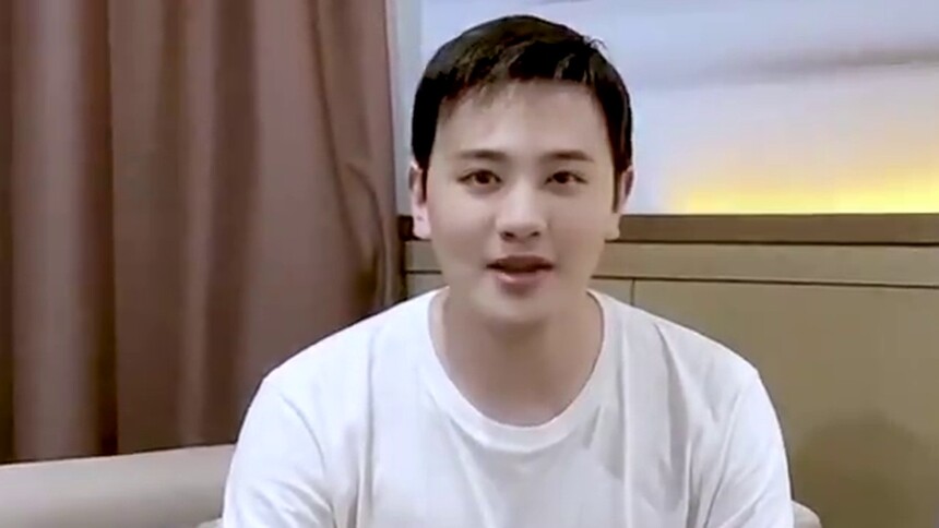 即刻启程乘风而上！黄子恒邀你看《乘风少年》