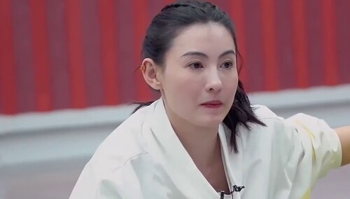 《乘风破浪的姐姐2》1月29日看点：姐姐们练舞练到哭，张柏芝面临淘汰激动哽咽
