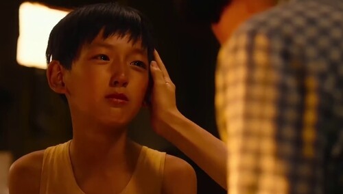 《我和我的父辈》之《诗》章子怡母子深情对话 引人泪下