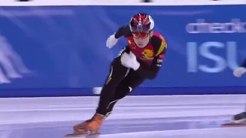 任子威短道速滑世界杯1500米夺冠