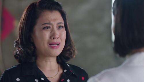 《我和我的三个姐姐》第36集看点：韩家姐弟重回龙凤酒厂
