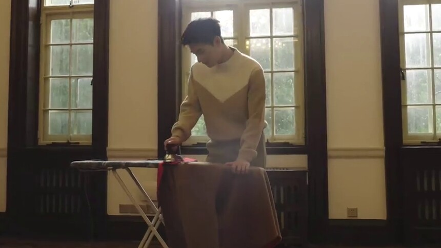 【时尚COSMO】十一月刊：杨洋 不随风动，活在当下