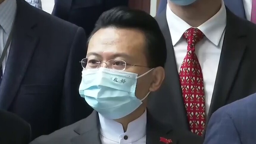 新当选立法会议员陈勇：做好中央政策和特区市民的超级联系人