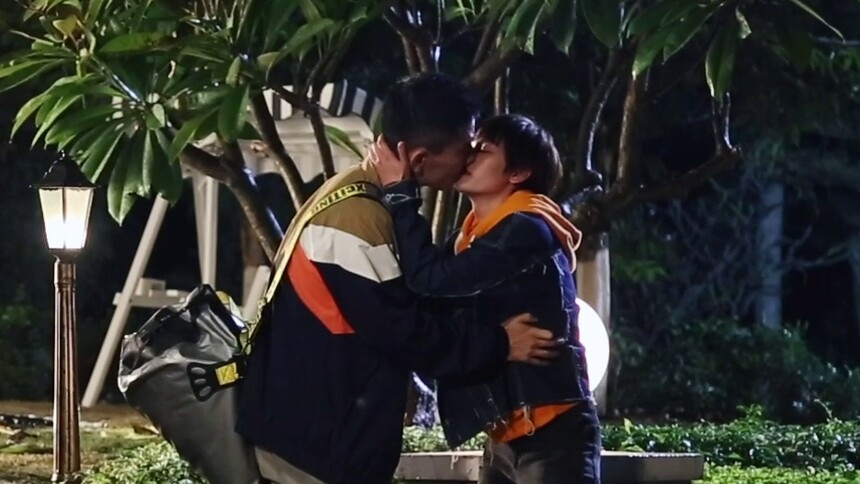 萧然撞见叶可和阿力喝醉接吻，心碎一地