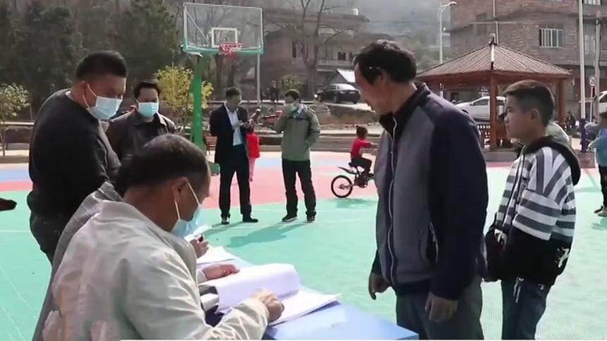 江华长山村：产业就业旺 村民分红忙