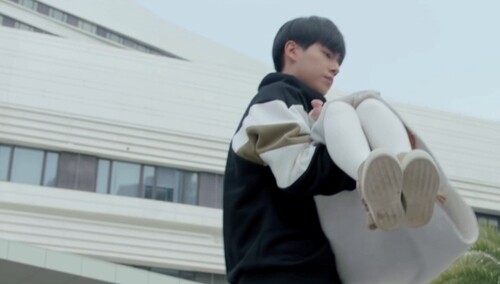 《暗恋橘生淮南》第22集看点：盛淮南公主抱洛枳