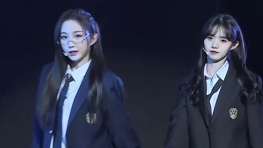 SNH48新春特别公演：张怡 姜杉 张笑盈《占据》