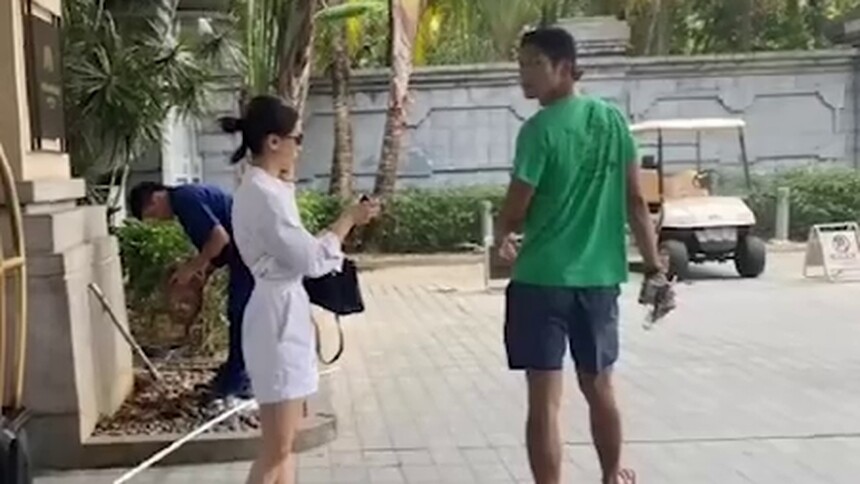恋爱综艺成真？王子文被偶遇和吴永恩同游三亚