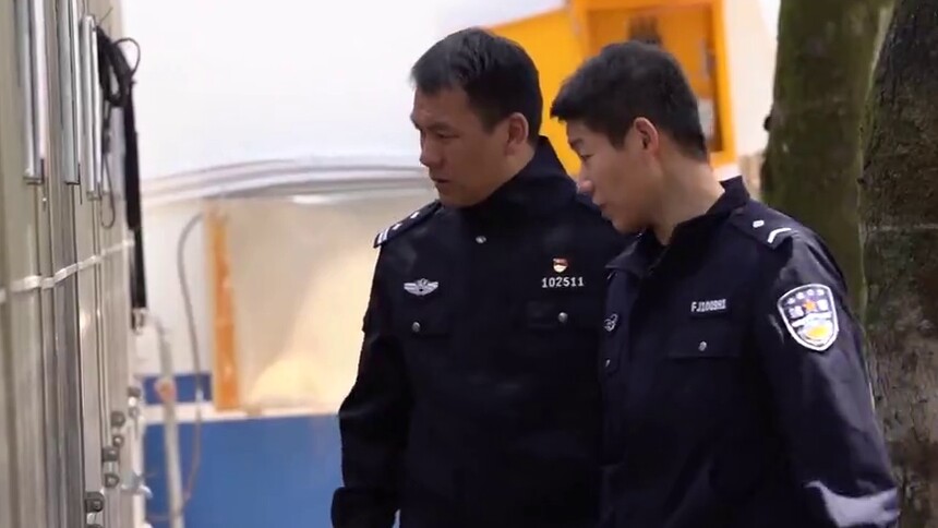 （致敬劳动者）全国五一劳动奖章获得者何士涛：用心用情“读”警犬