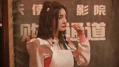 密室打歌现场又添新曲！杨幂清唱《不是秘密的秘密》超甜
