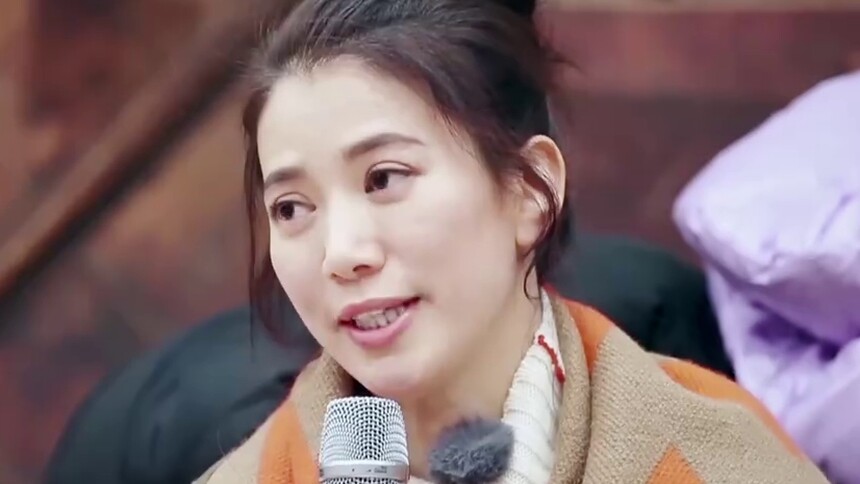 袁咏仪飙泪表白你跑不掉了，张智霖零求生欲回应“真惨”