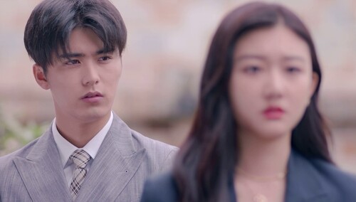 《不能恋爱的秘密》第12集看点：李嘉尚深情告白苏伊，酥梨夫妇拥吻