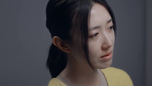 周若君说哭凌然 妈妈虽然是坏人但妈妈爱你