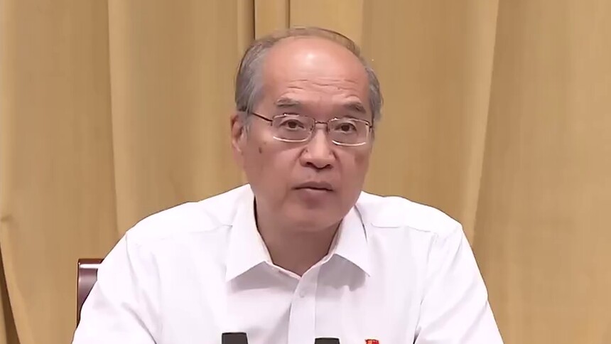 张军出席追授彭庆文同志称号表彰大会强调 深入学习宣传彭庆文同志先进事迹 无比忠诚党的事业 不遗余力为民办实事 许达哲出席并讲话 毛伟明主持