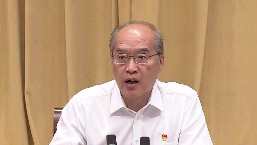 湖南：张军出席追授彭庆文同志称号表彰大会强调 深入学习宣传彭庆文同志先进事迹 无比忠诚党的事业 不遗余力为民办实事 许达哲出席并讲话 毛伟明主持