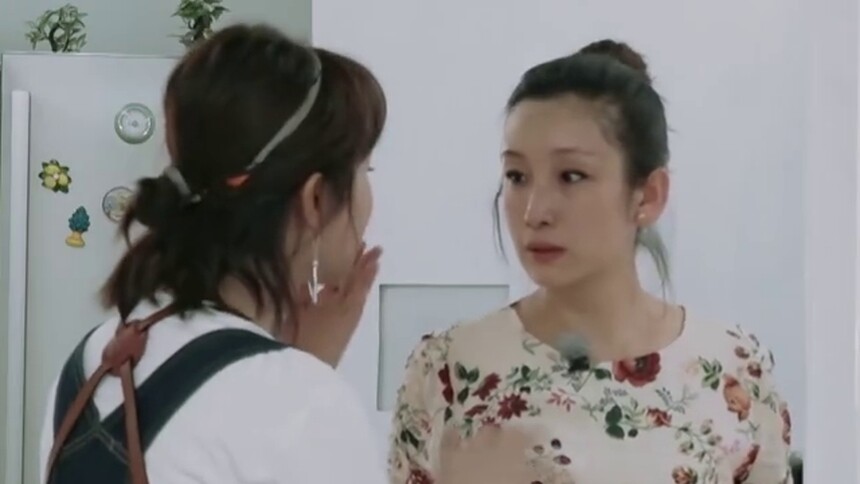 鸡丝凉面没鸡丝？杨紫意外发现秦海璐凉面忘放鸡丝