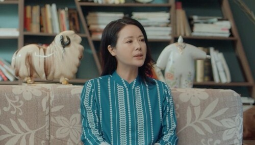 蒋妈妈训斥两位爸爸和诚心挣钱夫妇