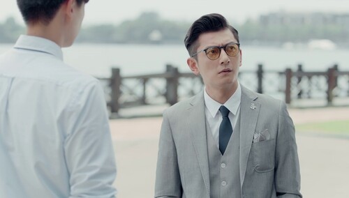 《青春须早为》第44集看点：郑乾和楚总对程心当董事长持不同意见