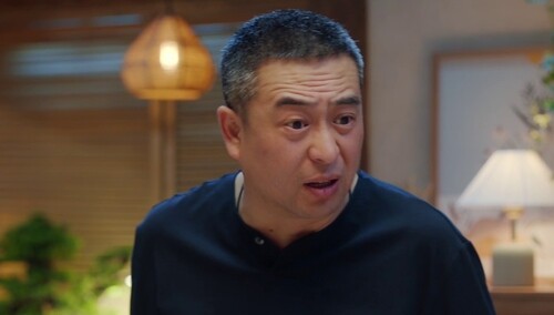 罗姥姥回家告恶战 王大山生气欲找柯雷报仇