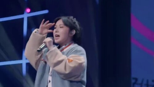 纯享版：穿校服的饶舌歌手牛牛《那你呢》甜美嗓音表白弹壳