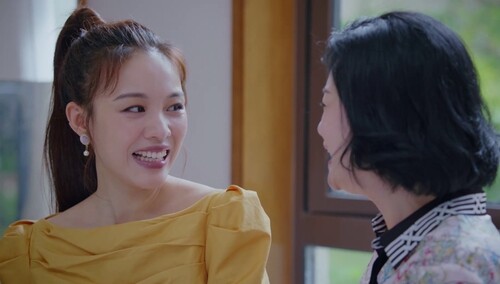 婆婆你是学了川剧变脸吗？这样“以貌取人”实在太可爱了