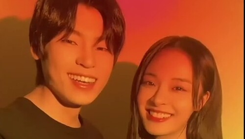 每周六12点猛戳《女儿们的恋爱4》，看李莎旻子和隔壁老樊撒狗粮