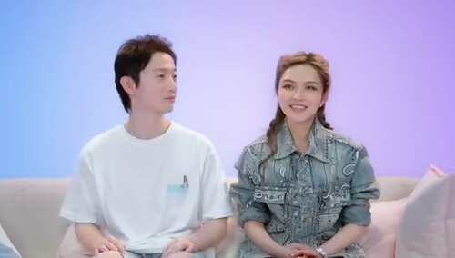 罗昊看周扬青的眼神满是宠溺