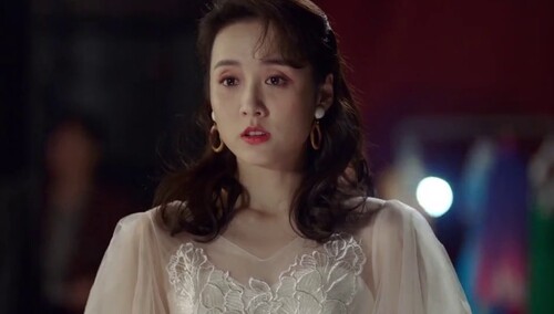 《百炼成钢》第36集看点：简凡拿出全部积蓄支持何诗卉出国深造