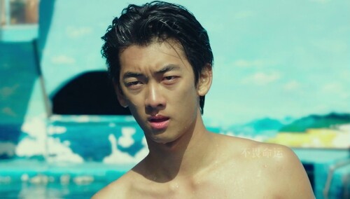 《五个扑水的少年》8月13日上映  插曲《普通》 最普通的我们也有最燃的青春