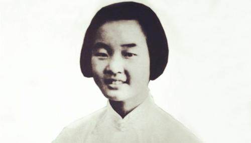 《党的女儿》第63集：张露萍 永不凋零的巾帼玫瑰