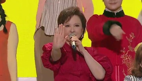 蔡明布瑞吉《看我72变》 百变蔡老师上线